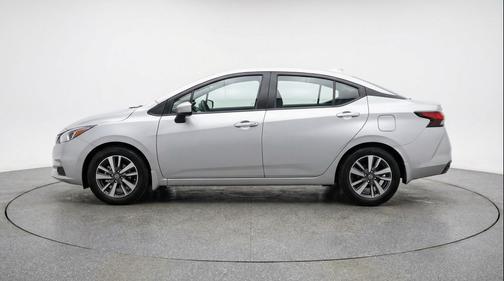 Brilliant Silver Metallic 2025 Nissan Versa 1.6 SV