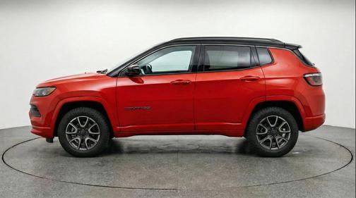 Red Hot Pearlcoat 2025 Jeep Compass Trailhawk