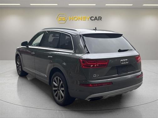 2019 Audi Q7 45 Premium Plus