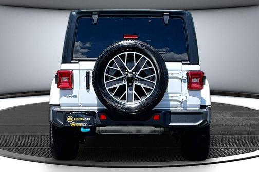 Bright White Clearcoat 2023 Jeep Wrangler 4xe Sahara
