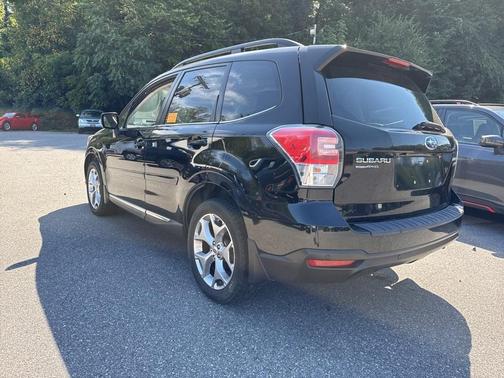 2017 Subaru Forester 2.5i Touring