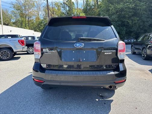 2017 Subaru Forester 2.5i Touring