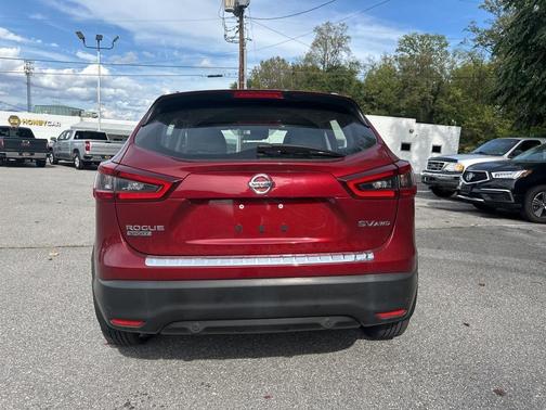 2021 Nissan Rogue Sport SV