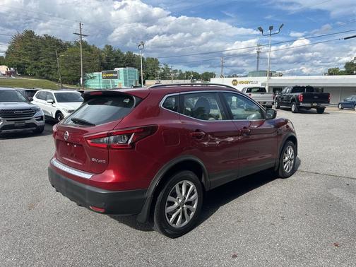 2021 Nissan Rogue Sport SV
