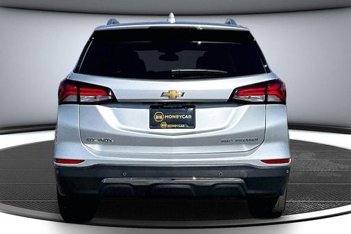 Silver Ice Metallic 2022 Chevrolet Equinox Premier