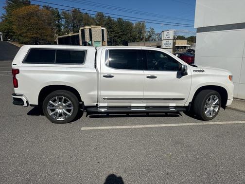2022 Chevrolet Silverado 1500 High Country