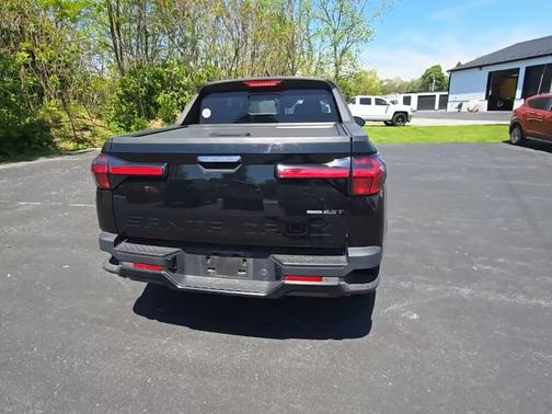 Phantom Black 2024 Hyundai SANTA CRUZ