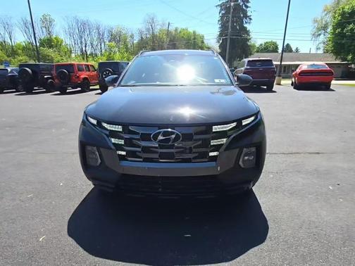 Phantom Black 2024 Hyundai SANTA CRUZ