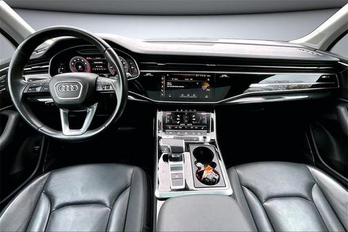 2020 Audi Q7 55 Premium Plus
