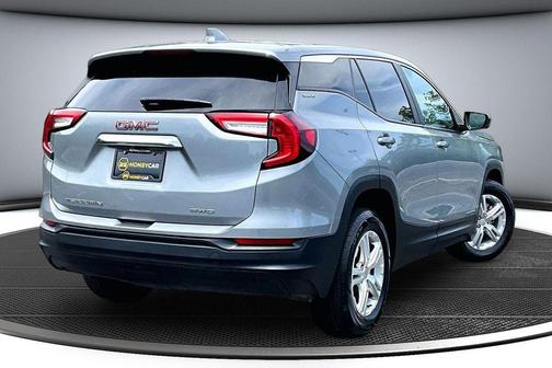 Sterling 2024 GMC Terrain SLE