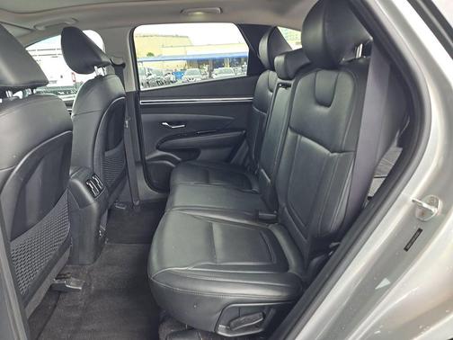 Shimmering Silver 2023 Hyundai TUCSON Limited