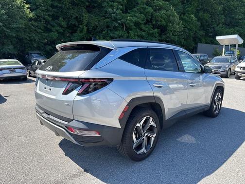 Shimmering Silver 2023 Hyundai TUCSON Limited