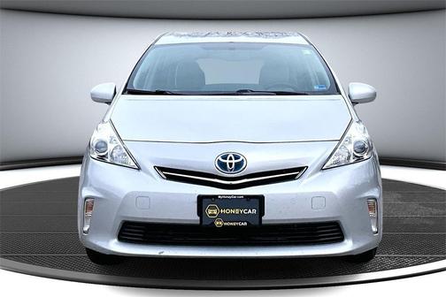 2012 Toyota Prius v Three