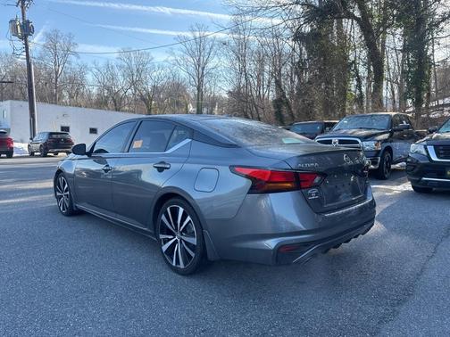 2021 Nissan Altima 2.5 SR