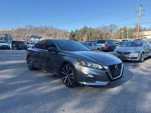 2021 Nissan Altima 2.5 SR