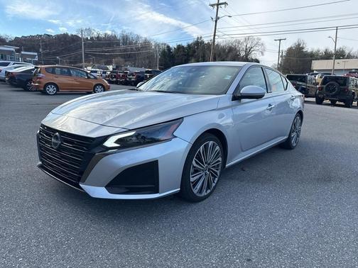 2023 Nissan Altima 2.5 SL