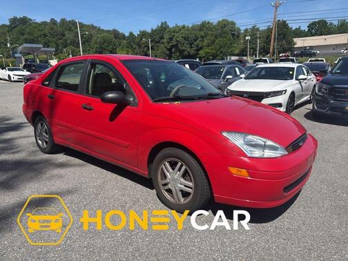 Red 2001 Ford Focus SE