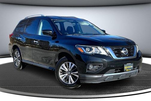 2020 Nissan Pathfinder S