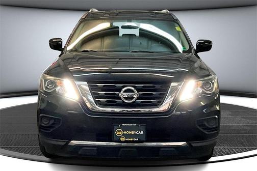 2020 Nissan Pathfinder S