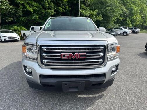 Quicksilver Metallic 2018 GMC Canyon SLE