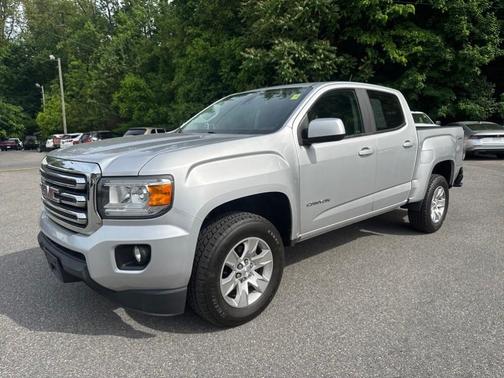 Quicksilver Metallic 2018 GMC Canyon SLE