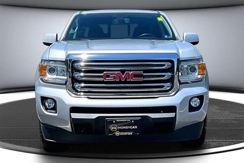 Quicksilver Metallic 2018 GMC Canyon SLE