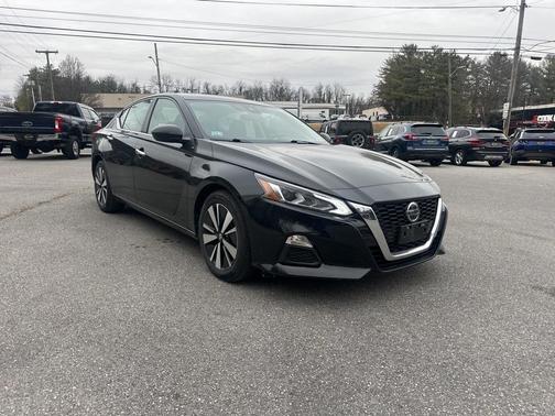 2022 Nissan Altima 2.5 SV