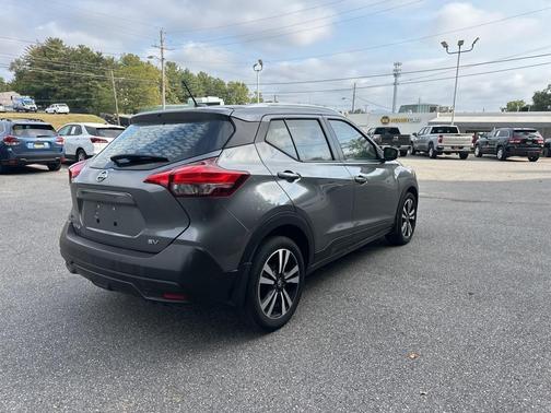 2019 Nissan Kicks SV