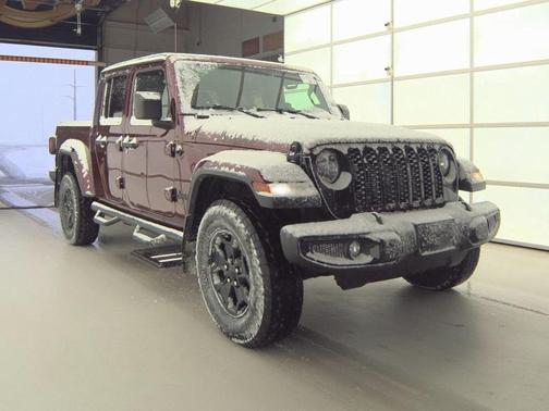 2021 Jeep Gladiator Sport