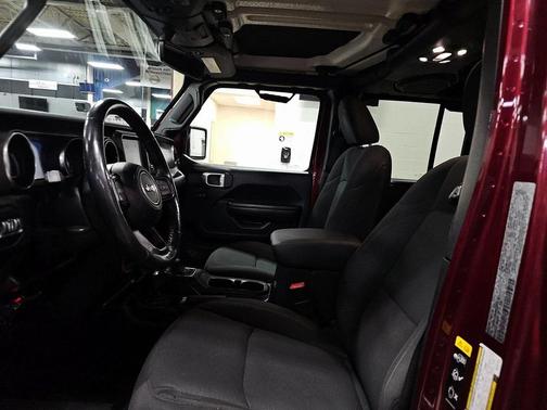 2021 Jeep Gladiator Sport