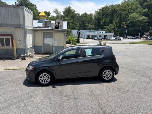 2020 Chevrolet Sonic LT