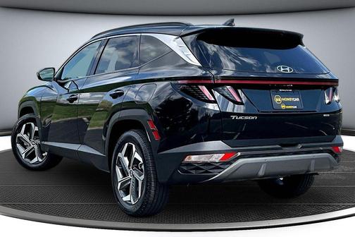 Phantom Black 2022 Hyundai TUCSON Limited
