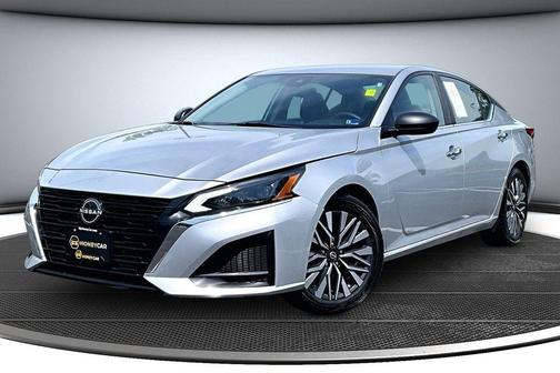 Brilliant Silver Metallic 2024 Nissan Altima 2.5 SV