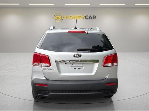 2013 Kia Sorento LX