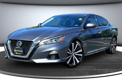 Gun Metallic 2020 Nissan Altima 2.0 Platinum