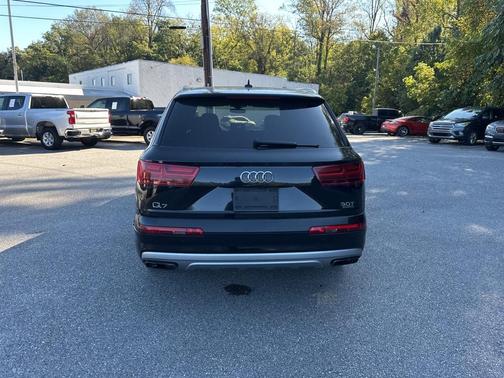 2017 Audi Q7 3.0T Premium Plus