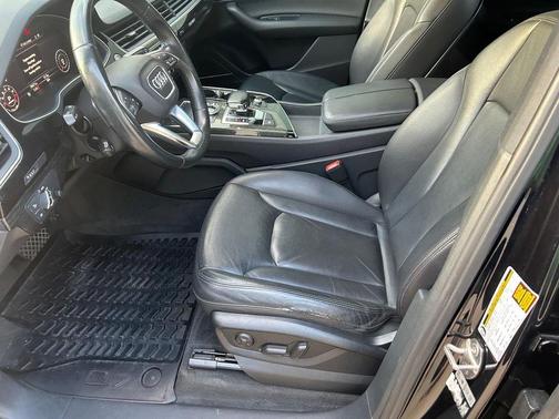 2017 Audi Q7 3.0T Premium Plus