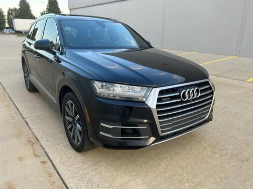 2017 Audi Q7 3.0T Premium Plus