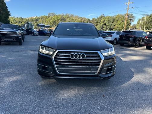 2017 Audi Q7 3.0T Premium Plus