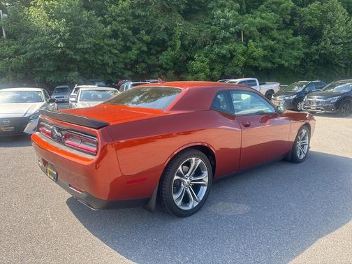 Sinamon Stick 2020 Dodge Challenger R/T