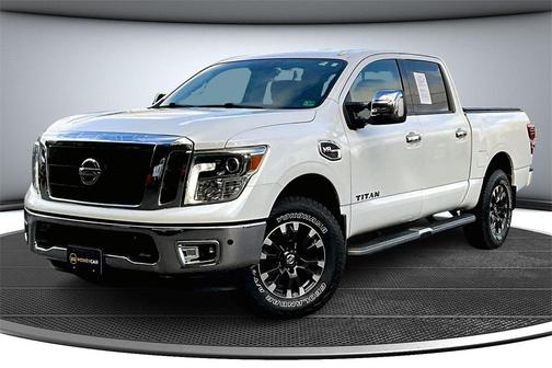 2017 Nissan Titan SL