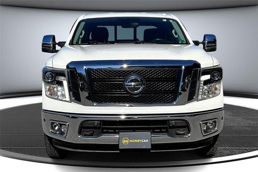 2017 Nissan Titan SL