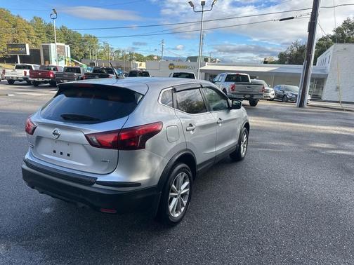 2018 Nissan Rogue Sport S