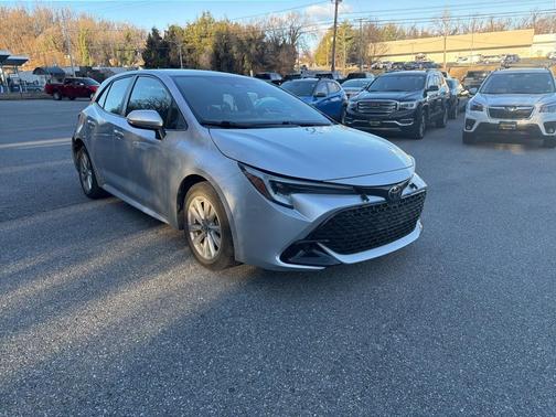 2023 Toyota Corolla Hatchback SE