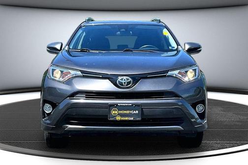 Magnetic Gray Metallic 2018 Toyota RAV4 XLE