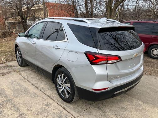 2022 Chevrolet Equinox Premier
