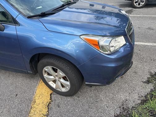 2016 Subaru Forester 2.5i