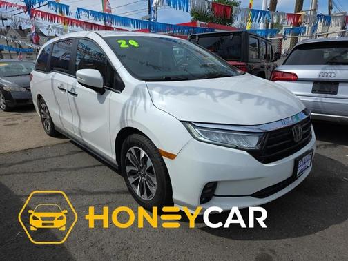 White 2024 Honda Odyssey EX-L