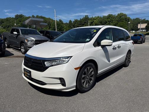 White 2024 Honda Odyssey EX-L