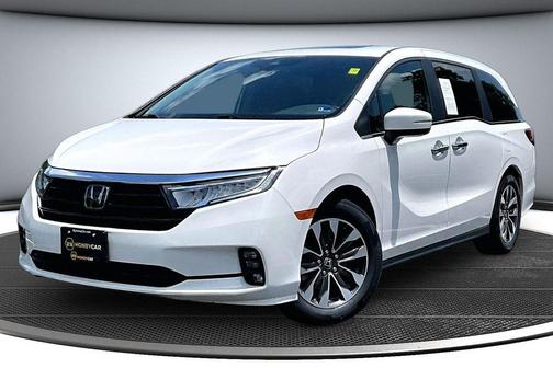 White 2024 Honda Odyssey EX-L